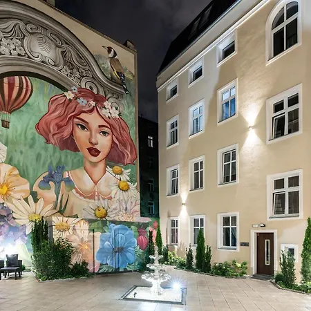 Komeda Hidden In Old Town By Renters Apartment *