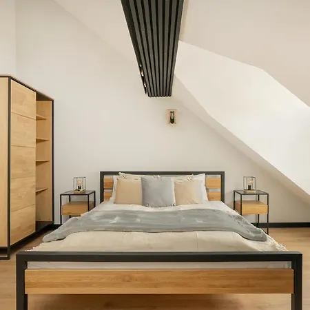 Apartment Komeda Hidden In Old Town By Renters Poznan