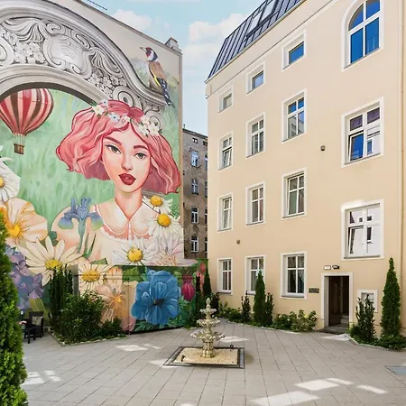 Komeda Hidden In Old Town By Renters Apartment *