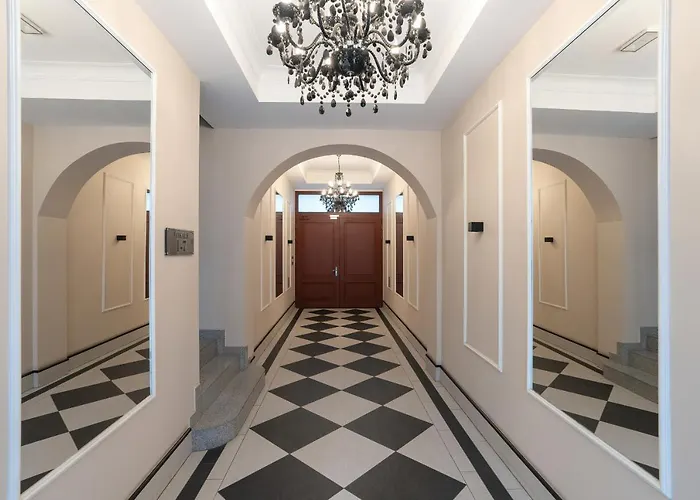 Komeda Hidden In Old Town By Renters Apartment Posen