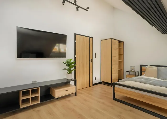 Daire Komeda Hidden In Old Town By Renters *